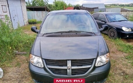 Dodge Caravan IV, 2002 год, 390 000 рублей, 2 фотография