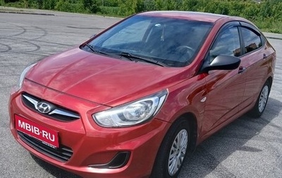 Hyundai Solaris II рестайлинг, 2011 год, 730 000 рублей, 1 фотография