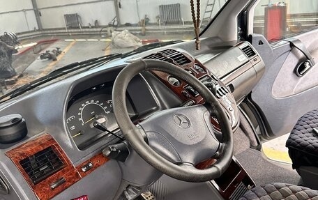 Mercedes-Benz V-Класс, 2001 год, 900 000 рублей, 24 фотография