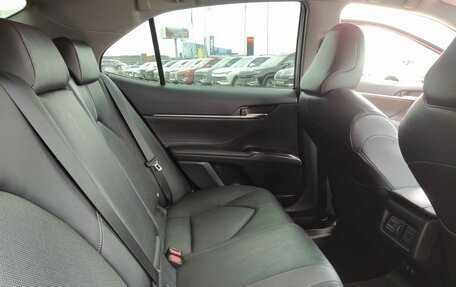 Toyota Camry, 2021 год, 3 549 000 рублей, 23 фотография