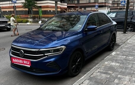 Volkswagen Polo VI (EU Market), 2022 год, 1 990 000 рублей, 2 фотография