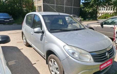 Renault Sandero I, 2013 год, 270 000 рублей, 1 фотография