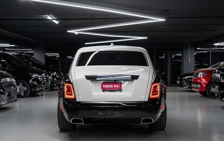 Rolls-Royce Phantom VIII, 2019 год, 41 000 000 рублей, 6 фотография