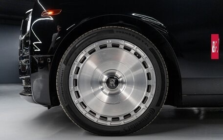 Rolls-Royce Phantom VIII, 2019 год, 41 000 000 рублей, 7 фотография