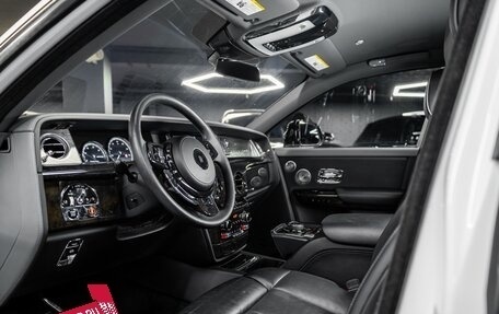 Rolls-Royce Phantom VIII, 2019 год, 41 000 000 рублей, 9 фотография