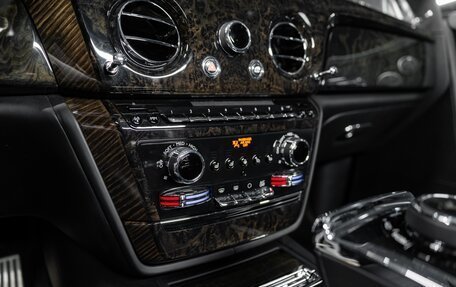 Rolls-Royce Phantom VIII, 2019 год, 41 000 000 рублей, 14 фотография