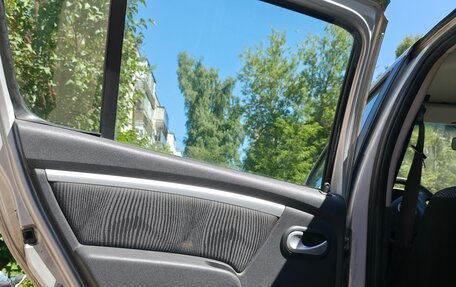 Renault Sandero I, 2013 год, 270 000 рублей, 12 фотография