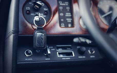 Rolls-Royce Corniche I - IV, 1986 год, 20 000 000 рублей, 19 фотография