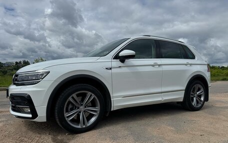 Volkswagen Tiguan II, 2019 год, 3 100 000 рублей, 3 фотография