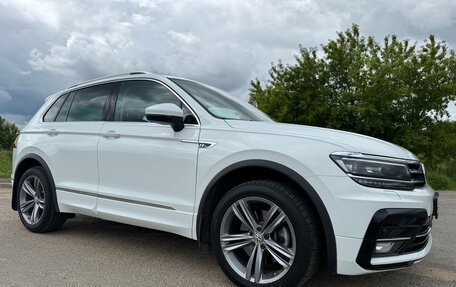 Volkswagen Tiguan II, 2019 год, 3 100 000 рублей, 2 фотография