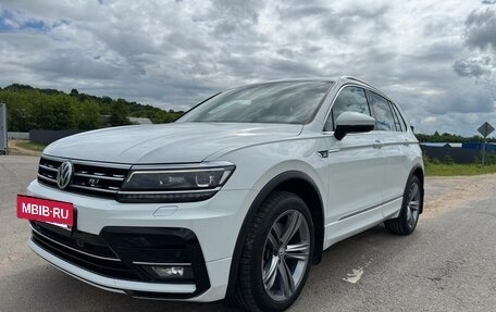 Volkswagen Tiguan II, 2019 год, 3 100 000 рублей, 4 фотография