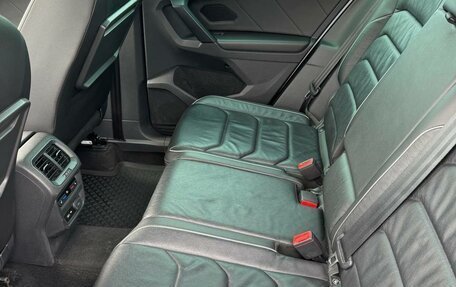 Volkswagen Tiguan II, 2019 год, 3 100 000 рублей, 25 фотография