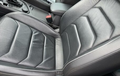 Volkswagen Tiguan II, 2019 год, 3 100 000 рублей, 24 фотография