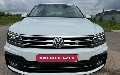Volkswagen Tiguan II, 2019 год, 3 100 000 рублей, 13 фотография