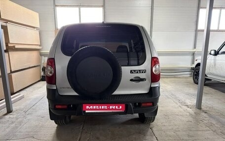 Chevrolet Niva I рестайлинг, 2013 год, 530 000 рублей, 6 фотография