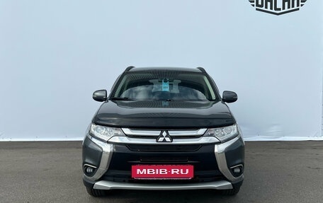 Mitsubishi Outlander III рестайлинг 3, 2018 год, 1 890 000 рублей, 5 фотография