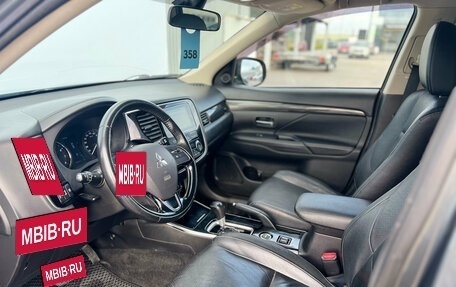 Mitsubishi Outlander III рестайлинг 3, 2018 год, 1 890 000 рублей, 9 фотография