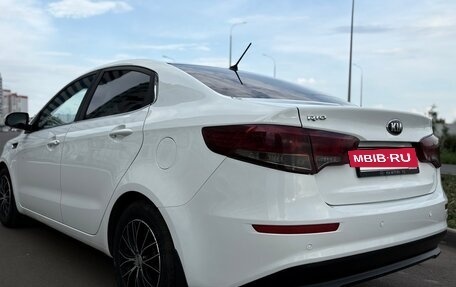 KIA Rio III рестайлинг, 2016 год, 890 000 рублей, 5 фотография
