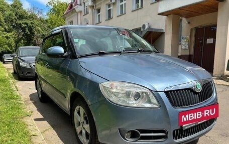 Skoda Fabia II, 2009 год, 465 000 рублей, 2 фотография