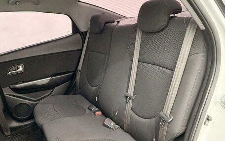 KIA Rio III рестайлинг, 2014 год, 980 000 рублей, 20 фотография