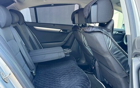 Volkswagen Passat B7, 2011 год, 1 379 000 рублей, 13 фотография