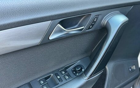 Volkswagen Passat B7, 2011 год, 1 379 000 рублей, 15 фотография