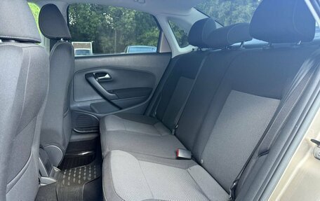 Volkswagen Polo VI (EU Market), 2016 год, 950 000 рублей, 10 фотография