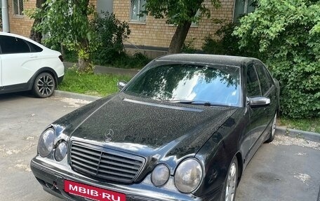 Mercedes-Benz E-Класс, 1999 год, 380 000 рублей, 2 фотография
