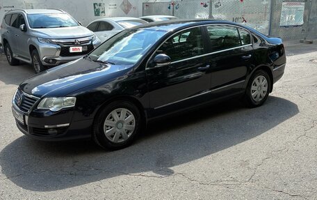 Volkswagen Passat B6, 2008 год, 950 000 рублей, 2 фотография