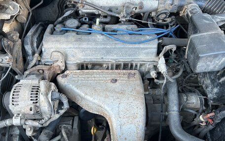Toyota Harrier, 1998 год, 700 000 рублей, 8 фотография