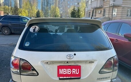 Toyota Harrier, 1998 год, 700 000 рублей, 3 фотография