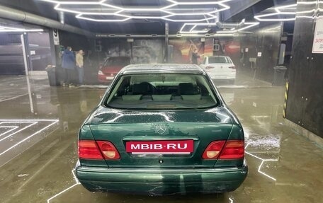Mercedes-Benz E-Класс, 2000 год, 415 000 рублей, 4 фотография