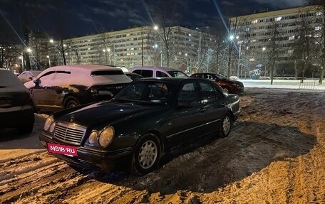 Mercedes-Benz E-Класс, 2000 год, 415 000 рублей, 6 фотография