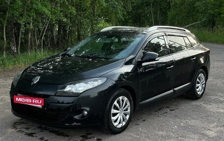 Renault Megane III, 2010 год, 600 000 рублей, 2 фотография