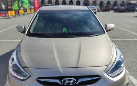 Hyundai Solaris II рестайлинг, 2014 год, 898 000 рублей, 2 фотография