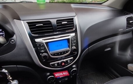 Hyundai Solaris II рестайлинг, 2014 год, 898 000 рублей, 9 фотография