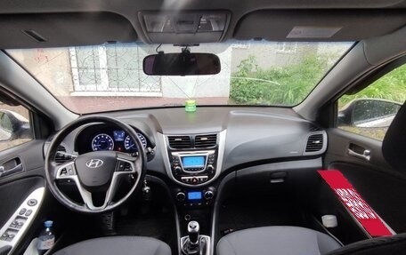 Hyundai Solaris II рестайлинг, 2014 год, 898 000 рублей, 15 фотография