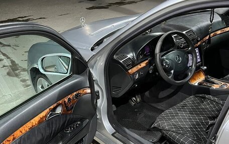 Mercedes-Benz E-Класс, 2002 год, 500 000 рублей, 2 фотография