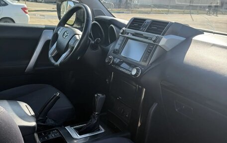 Toyota Land Cruiser 200, 2015 год, 3 450 000 рублей, 4 фотография