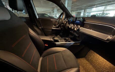 Mercedes-Benz GLB, 2022 год, 4 600 000 рублей, 5 фотография