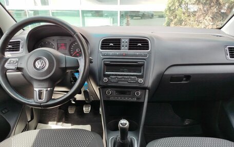 Volkswagen Polo VI (EU Market), 2011 год, 620 000 рублей, 15 фотография