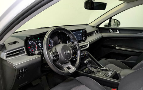 KIA K5, 2021 год, 2 190 000 рублей, 16 фотография