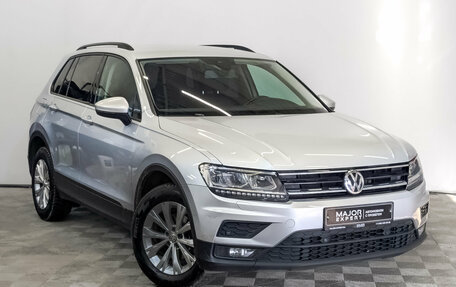 Volkswagen Tiguan II, 2020 год, 2 570 000 рублей, 3 фотография