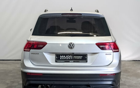 Volkswagen Tiguan II, 2020 год, 2 570 000 рублей, 6 фотография