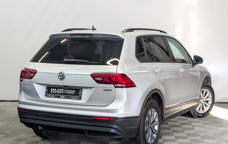Volkswagen Tiguan II, 2020 год, 2 570 000 рублей, 5 фотография