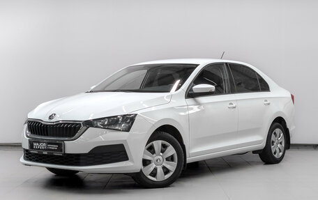 Skoda Rapid II, 2021 год, 1 570 000 рублей, 1 фотография