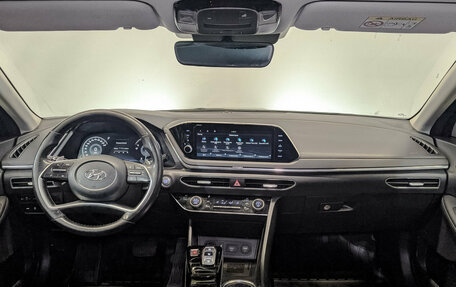 Hyundai Sonata VIII, 2022 год, 2 270 000 рублей, 13 фотография
