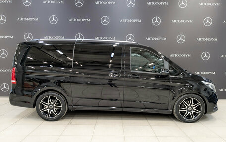 Mercedes-Benz V-Класс, 2021 год, 4 390 000 рублей, 4 фотография