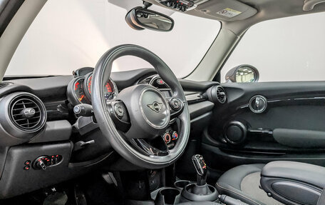 MINI Hatch, 2019 год, 1 915 000 рублей, 16 фотография