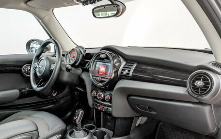 MINI Hatch, 2019 год, 1 915 000 рублей, 11 фотография